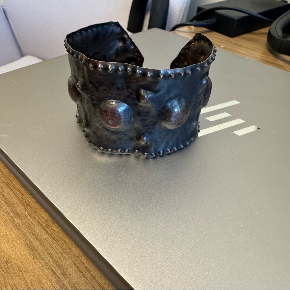Artisan vintage Tuittu design copper bracelet